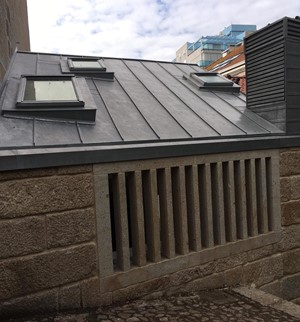 Avances de la obra de rehabilitación entre medianeras en Vigo