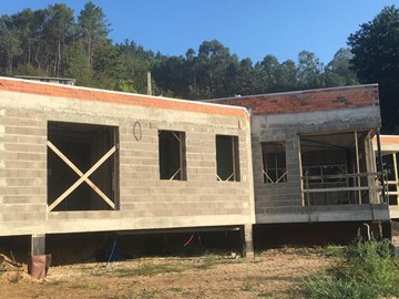Construcción de una vivienda unifamiliar en Ponteareas