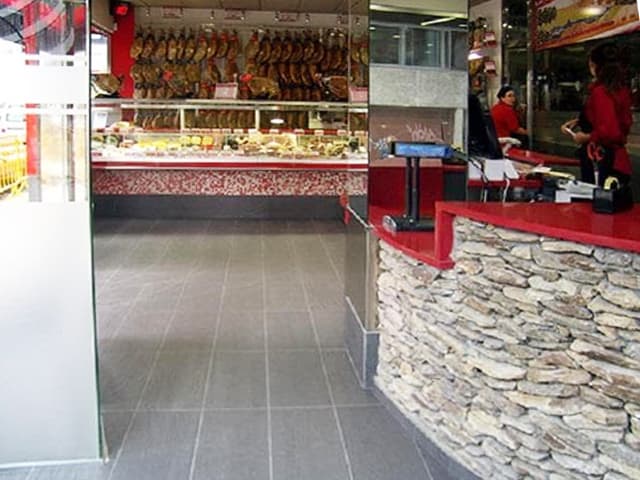 Construcción locales comerciales en Pontevedra